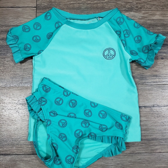 Girls swim suit - Picture 2 of 6